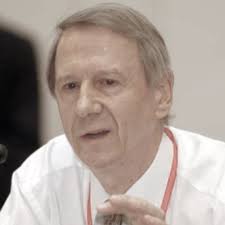22+ Anthony Giddens Quotes about education, culture, identity