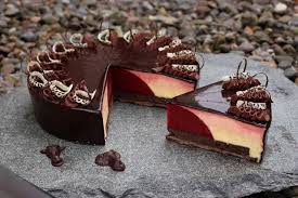 Hallo Meine Lieben Hier Kommt Endlich Das Versprochene Rezept Von Der Passionsfrucht Moussetorte Kuchen Und Torten Torten Rezepte Kuchen Und Torten Rezepte