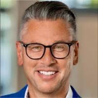 200+ "Knaus" profiles