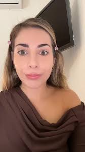 Il segreto è tutto nel posizionamento del prodotto — basta un piccolo  errore per indurire troppo i tratti ❌, Guarda come lo faccio io passo per  passo 💕, 👉 Ti piace il risultato naturale o preferisci ...