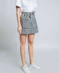 Top 10 mẫu quần Short/quần đùi nữ đẹp, thời trang HOT 2024
