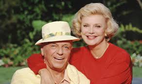 Frank sinatra last concert 1994. Frank Sinatra S Widow Dies The Last Lady Blue Eyes Celebrity News Showbiz Tv Express Co Uk