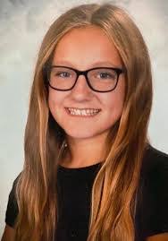 Catherine Breault's Instagram, Twitter & Facebook