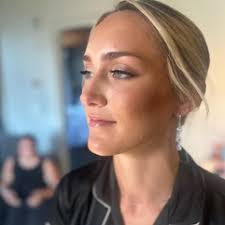 Hillary Kline's Instagram, Twitter & Facebook