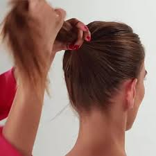 And when it comes to bun hairstyle, it is one of the loveliest hairstyle that isn't time consuming too! How To Do A Donut Bun Step By Step Procedure