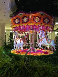 This basket of cheerful, sunny flowers is just the thing to lift their spirits and brighten their day! Amazing Flower Arrangements At The Wynn Hotel Lobby In Las Vegas Photo By Wendy Tomoyasu Wynn Las Vegas Vegas Attractions Vegas Trip