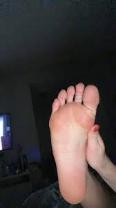 Foot fetish porn pics, beautiful soles and toes - FeetPlaza