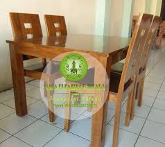 Harga yang mahal juga mempengaruhi bentuk meja makan minimalis yang akan anda pesan. Pin Di Meja Makan