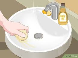 The initial cut will remove the stain, but cloud the finish. How To Clean And Shine A Porcelain Sink 10 Steps With Pictures