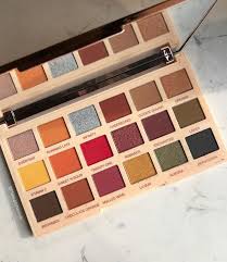 Makeup Revolution X Imogenation Highlight To The Moon Palette Makeup Revolution Extra Spice Palette