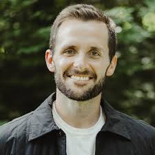 Garrett Bond (@SnackGuyGarrett)