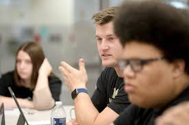 PHOTOS: Browns Johnny Stanton visits Canton South High School