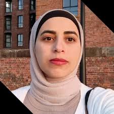 This is how you start June! Long, packed, exciting days over the last week.  After an exciting inaugural Roehampton Research and Innovation Summit,  today the Roehampton community came together to…