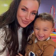 THREADS BONUS IS REAL AND I JUST GOT $225 FOR THREADING?!?!?!?!?!?! What a  nice surprise. 🥹🙏🏽🤍✨ Not too shabby tbh.. Anybody else in the THREADS  BONUS PROGRAM yet?