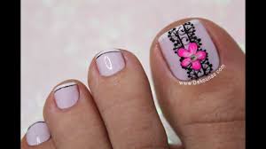 No sólo vas tendrás pies saludables, te sentirás bien al tener recorta esas uñas de los pies para prepararlas para el verano, que tus dedos de los pies estén en forma. Diseno De Pies Flor Y Encaje Facil Deko Unas Toe Nail Art Youtube