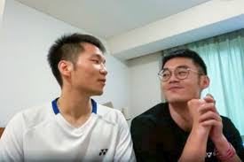 李洋的人生，彷彿一場勵志電影，而他是那位看似平凡、實則因為自身不間斷的努力而擁有超能力的最佳男主角。 ／ 打上甲組後，一切彷彿豁然開朗，李洋和國小到高中的學長李哲輝搭檔「雙李配」，持續苦練，終於在 2018 年攻克雅加達亞運銅牌，逐漸獲得矚目。 è³½å¾æ·±è¨ªéºæ´é å¾ç½ªååç¾½çå è³­ä¸è·æ¶¯ææçé'ççµå å¤©ä¸éèª