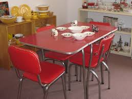 The classic chrome 1950s kitchen table typically featured a formica or laminate top. Retro Dining Sets Fabfindsblog Page 2