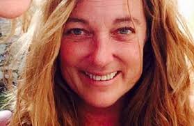 Kế hoạch lấy oán trả ơn cô giáo của nữ sinh giả ung thư