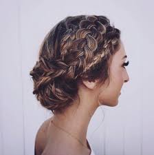 It's youthful and elegant at the same time, with a lacy triple braid crown, wrapped around one side of your head and fed into a low bun. 40 Diverse Homecoming Hairstyles For Short Medium And Long Hair
