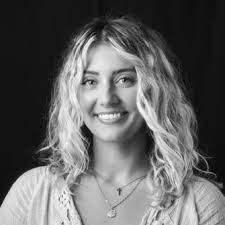 Samantha Eberhardt's Instagram, Twitter & Facebook