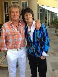 Ronnie wood was born in middlesex, england, into a musical and artistic family. The Faces Rod Stewart And Ron Wood Rod Stewart Ronnie Wood Rod Steward