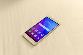 Lisa gade reviews huawei's new very affordable unlocked gsm android smartphone, the $199 huawei honor 5x. Hands On With The Huawei Honor 5x