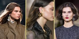 Chaque saison, marieclaire.fr décrypte les nouvelles tendances coiffure : Tendances Coiffure Automne Hiver 2020 2021 Marie Claire