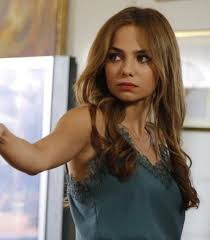 معلومة شخصية جيرين في مسلسل اسطنبول الظالمة كانت أولا من نصيب زينب بايات لكن في آخر لحظة انسحبت لسبب مجهول والمخرج جودت مرجان اختار women fashion women s top