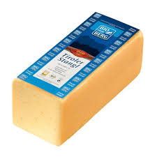 Bio Vom Berg Emmentaler Design Namensfindung Logo Packagingdesign Biovomberg Bio Berg Cheese Kase Molkerei Tirol Logo Verpackung Molkerei Bio