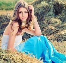 How To Take Portraits With One Flash Outdoor Portraits Cute Girl Hd Wallpaper Woman Posing