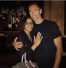 Steve har dog tre børn fra sit tidligere. Photos Brittany Richardson L A Lakers Steve Nash S Girlfriend Bio Wiki