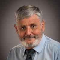 700+ Profile mit dem Suchbegriff „Andries“