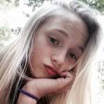 Chrystal Denton's Instagram, Twitter & Facebook