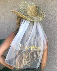 Cowgirl Hat Veil Country Bride Future Mrs Veil Wedding Etsy Cowgirl Bachelorette Parties Cowgirl Bachelorette Nashville Bachelorette Party