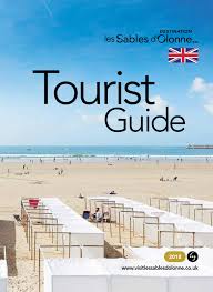 3 km de sable fin, doux et clair bordé par un l'histoire en bref des sables ! Calameo 2018 Tourist Guide Destination Les Sables D Olonne