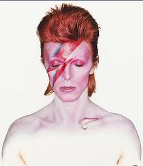 A dazzling tribute to one of music's brightest icons, this Philip Castle  and Celia Philo limited edition “Aladdin Sane” print, hand-signed by David  Bowie himself, ziggy-stardusted its way to £6,930 (£9,148 incl.