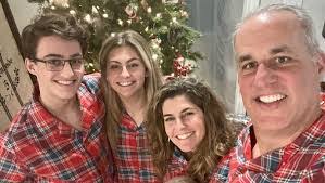 Jodi Kessler's Instagram, Twitter & Facebook