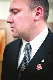 Army recruiter pleads guilty to assault