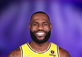 LeBron James out for third consecutive game with knee sorness