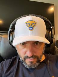 Nikolas Short (@ShortNikolas)