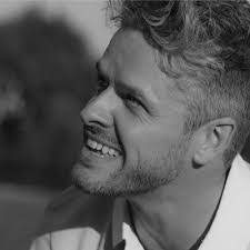 Danielle Peplinski's Instagram, Twitter & Facebook