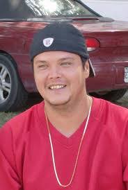 Donovan Bennett's Instagram, Twitter & Facebook