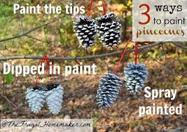 This tutorial walks you through how to turn pinecones into pretty roses. Pics Of How To Decorate Pinecones In Between Cleaning House Prepping My Thanksgiving Menu Decorating A Painted Pinecones Holiday Crafts Christmas Crafts