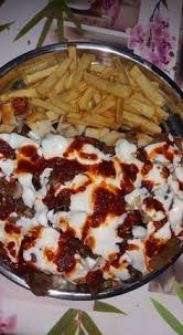 Comment Faire Un Delicieux Iskender Kebab Maison Decouvrez La Recette Hyper Simple Sur Macuisineturque Fr Afiyet Cuisine Turque Recette Turque Facile Recette