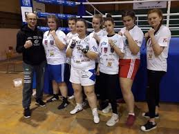 Piłkarze kks kalisz, którzy występują na co dzień w iii lidze, nie stawili większego oporu ekstraklasowej pogoni szczecin. Dwa Medale Zdobyly Zawodniczki Zietek Team Kalisz Podczas Mistrzostw Polski Juniorek Boksie Foto Kalisz Nasze Miasto