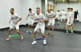 Главное, чтобы я твоей жене нравился! Aleksandr Zinchenko Zhena Otsypaetsya Posle Svadby Ot Nee Ustanovok Ne Bylo