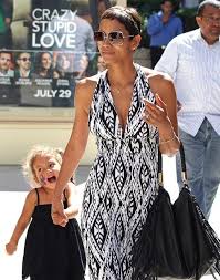 14 Celebrities Who Got Pregnant After 40 Fashion Dresses Fashion Celebrities