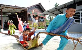 Menjelang kehadiran sambutan hari raya haji atau hari raya korban ataupun hari raya aidiladha bagi tahun 2021 masihi bersamaan 1442 hijrah pastinya setiap insan mahu mendedikasikan ucapan selamat menyambut hari raya aidiladha kepada insan tersayang mahupun rakan taulan. Artis Terlanjur Sop Hari Raya Haji Kekal Untuk Raya Pertama Sahaja Dengan Dunia Artis Popular