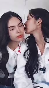 Wearing The Hand Top