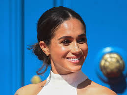 Meghan Markle Wore a Pair of Timeless Flats, and a Similar Shoe Is $42